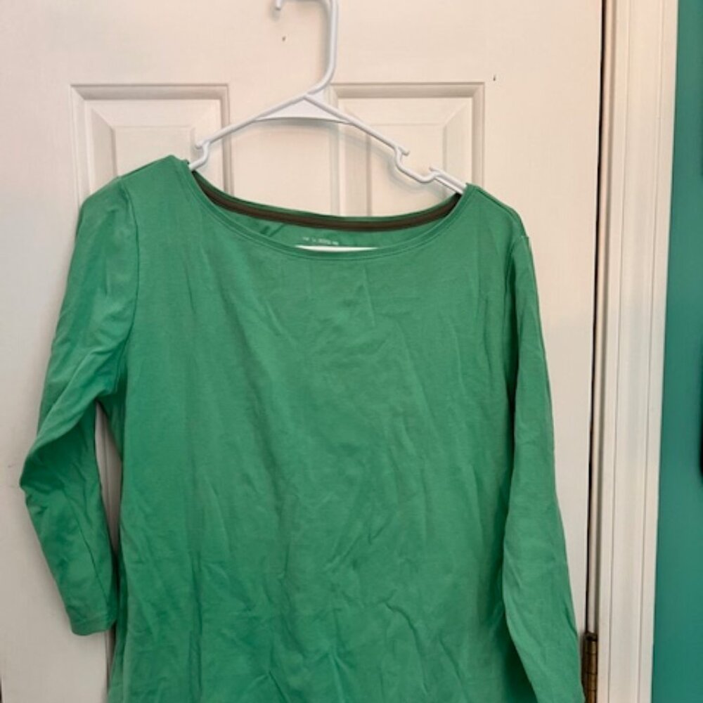 Green 3/4 length tshirt